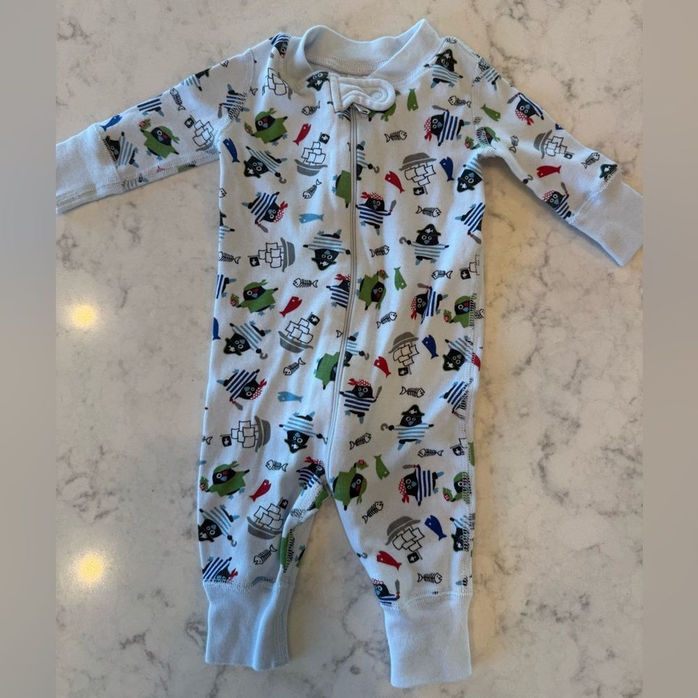 Hanna Andersson Blue Pirate Organic Cotton Footless Onesie. Size 0-6 months